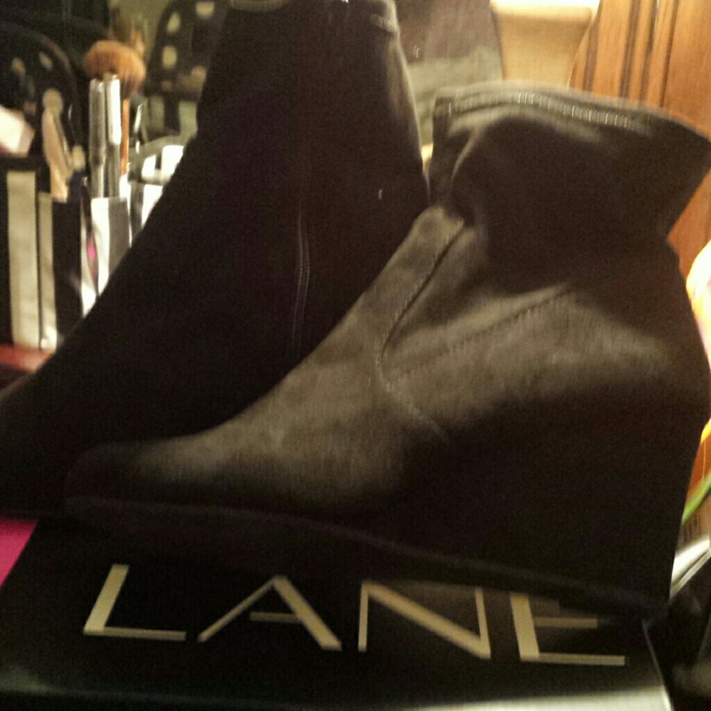 Cute Suede Booties
